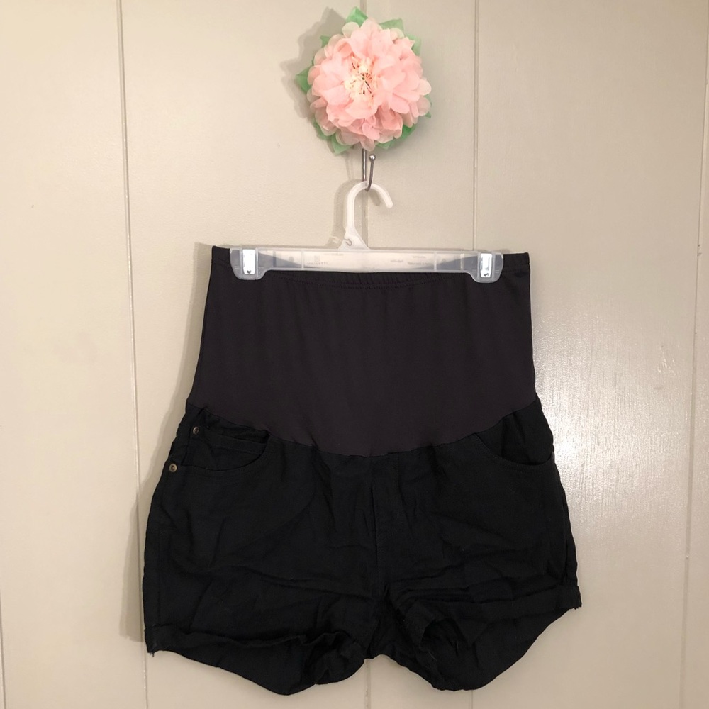 Black Maternity shorts